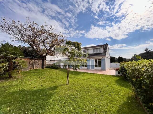 Maison 6 pièces avec garage - 130m² — photo du bien