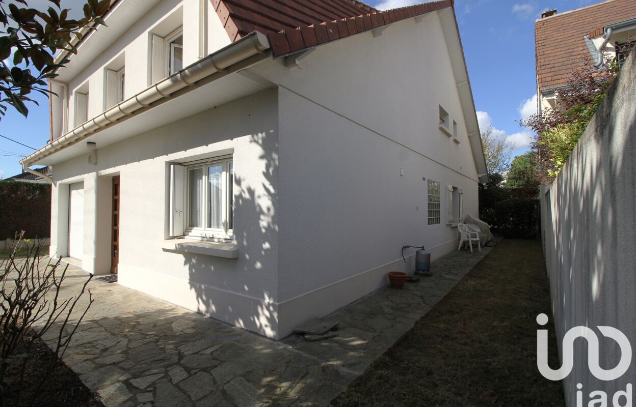 maison 6 pièces 192 m2 à vendre à Villecresnes (94440)