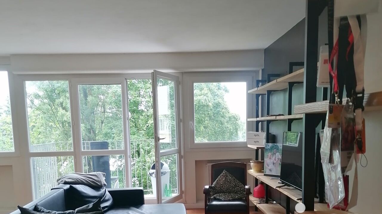 appartement 2 pièces 69 m2 à vendre à Montreuil (93100)