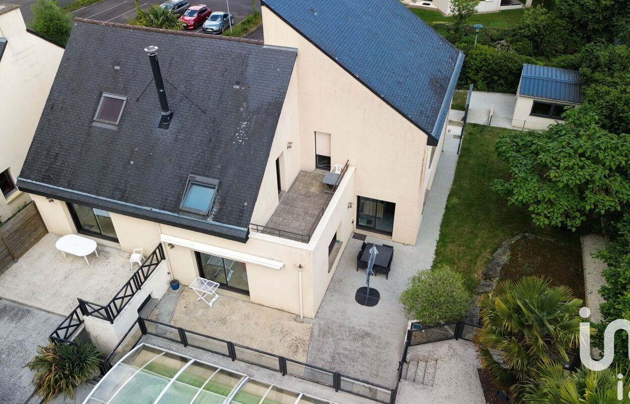 maison 10 pièces 254 m2 à vendre à Domloup (35410)