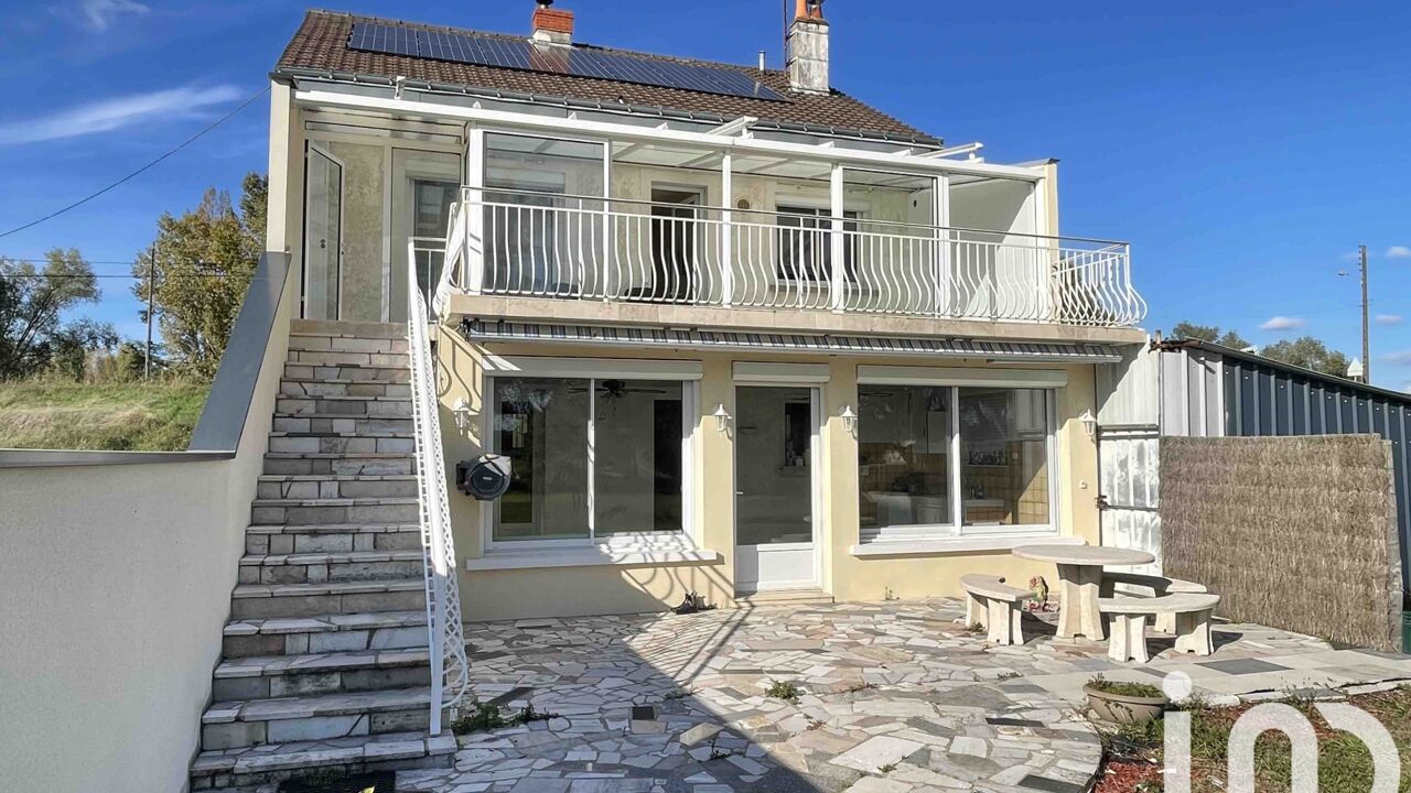 maison 4 pièces 139 m2 à vendre à Saint-Genouph (37510)