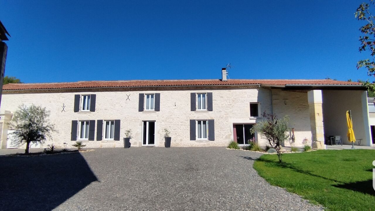 maison 7 pièces 250 m2 à vendre à Les Touches-de-Périgny (17160)