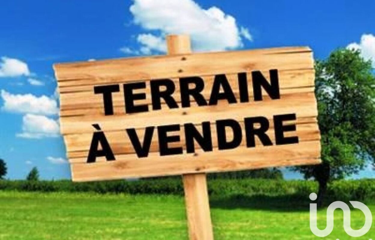 terrain  pièces 555 m2 à vendre à La Celle-Saint-Cyr (89116)