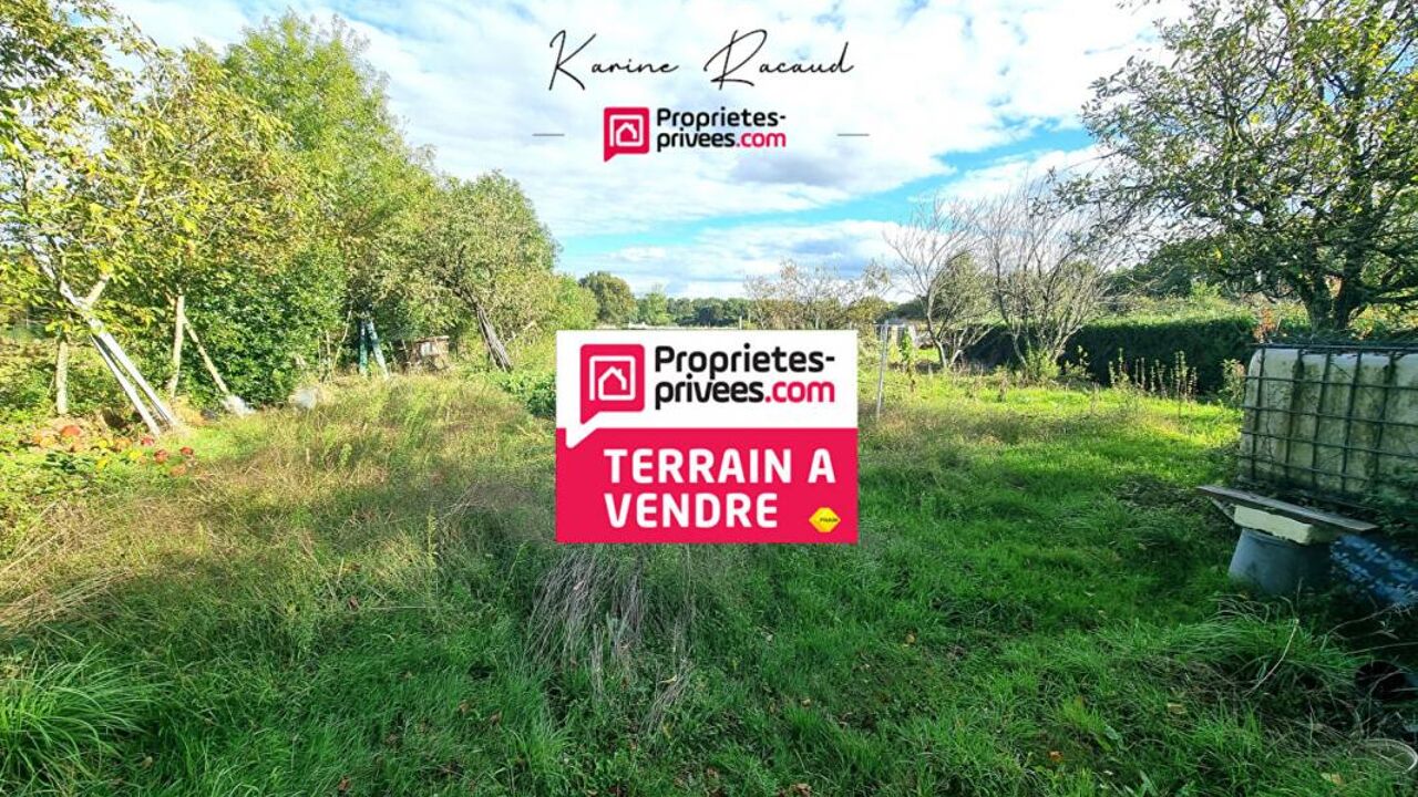 terrain  pièces 730 m2 à vendre à Aubigny-les-Clouzeaux (85430)