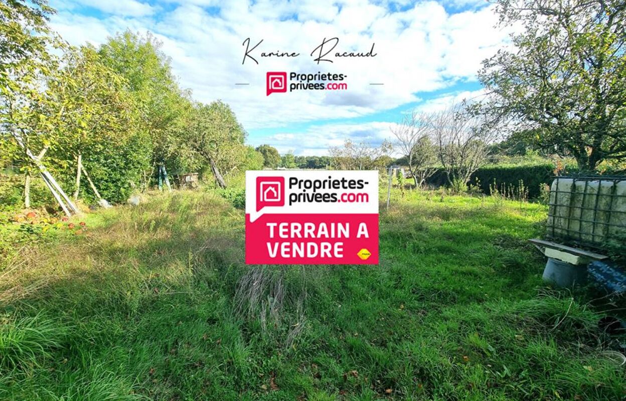 terrain  pièces 730 m2 à vendre à Aubigny-les-Clouzeaux (85430)