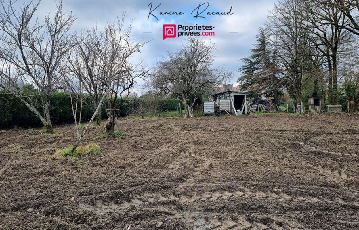 terrain  pièces 730 m2 à vendre à Aubigny-les-Clouzeaux (85430)