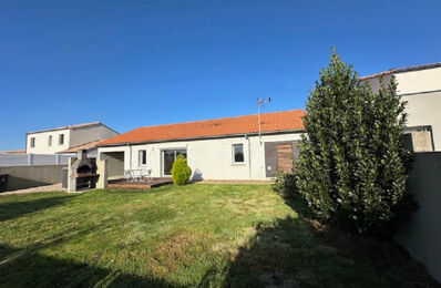 vente maison 300 000 € à proximité de Saint-Hilaire-de-Chaléons (44680)