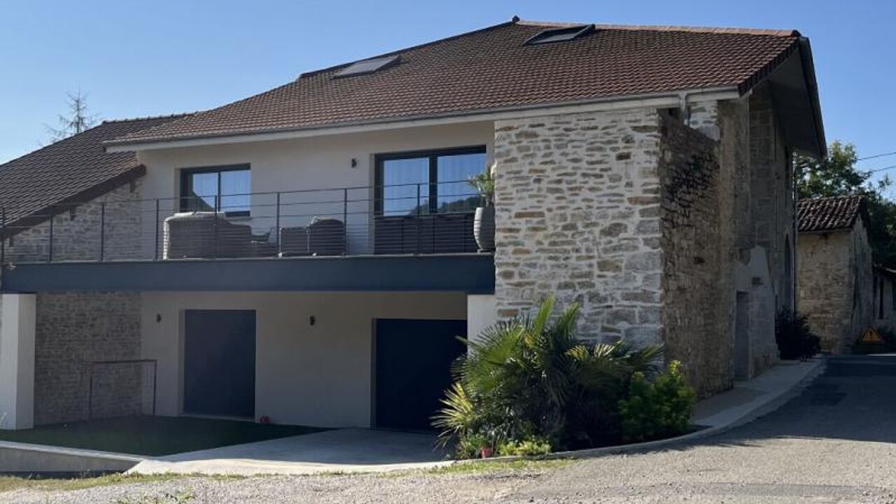 maison 5 pièces 155 m2 à vendre à Saint-Martin-du-Mont (01160)