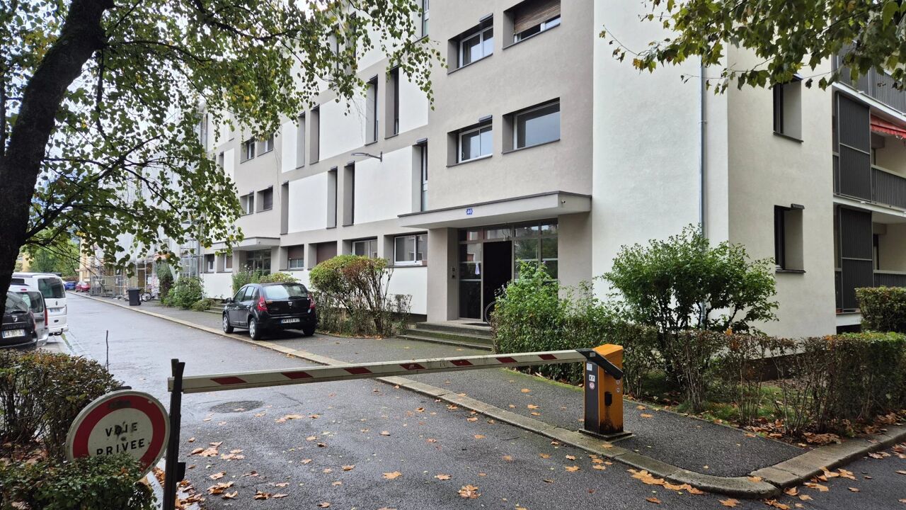 appartement 2 pièces 43 m2 à vendre à Annecy (74000)