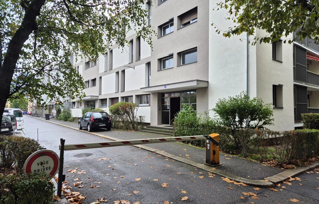 appartement 2 pièces 43 m2 à vendre à Annecy (74000)