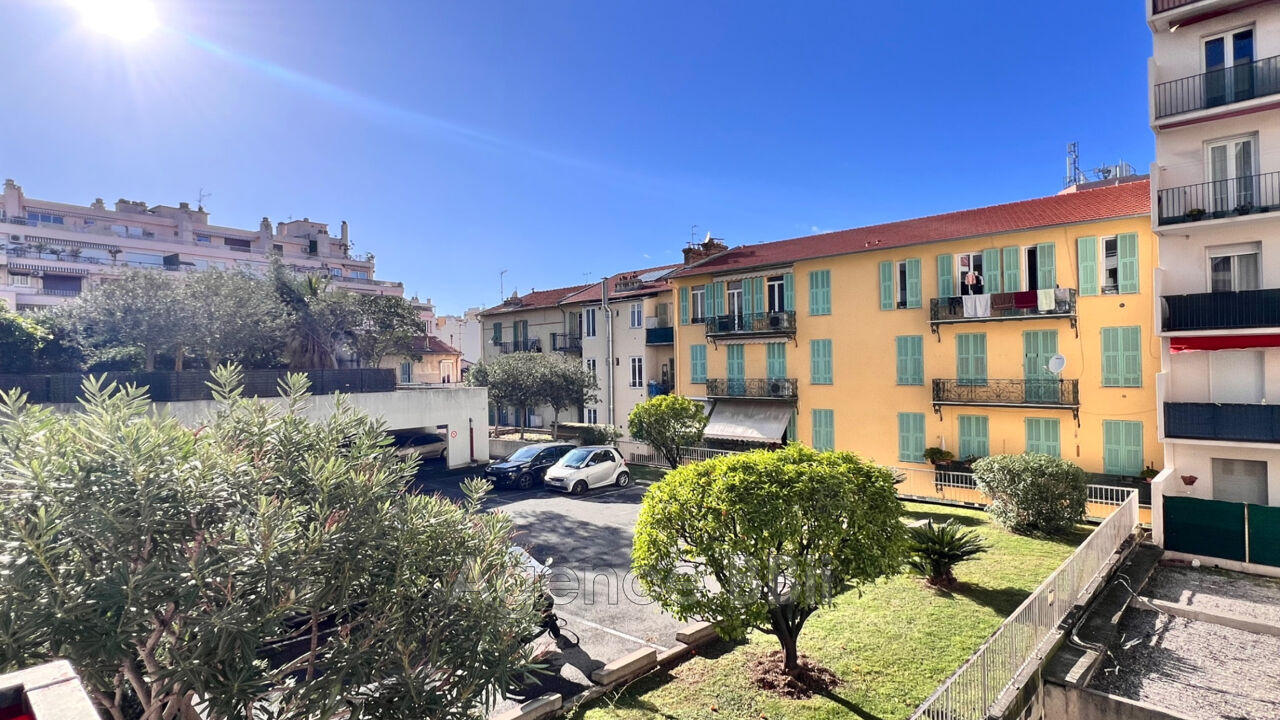 appartement 1 pièces 25 m2 à vendre à Nice (06200)