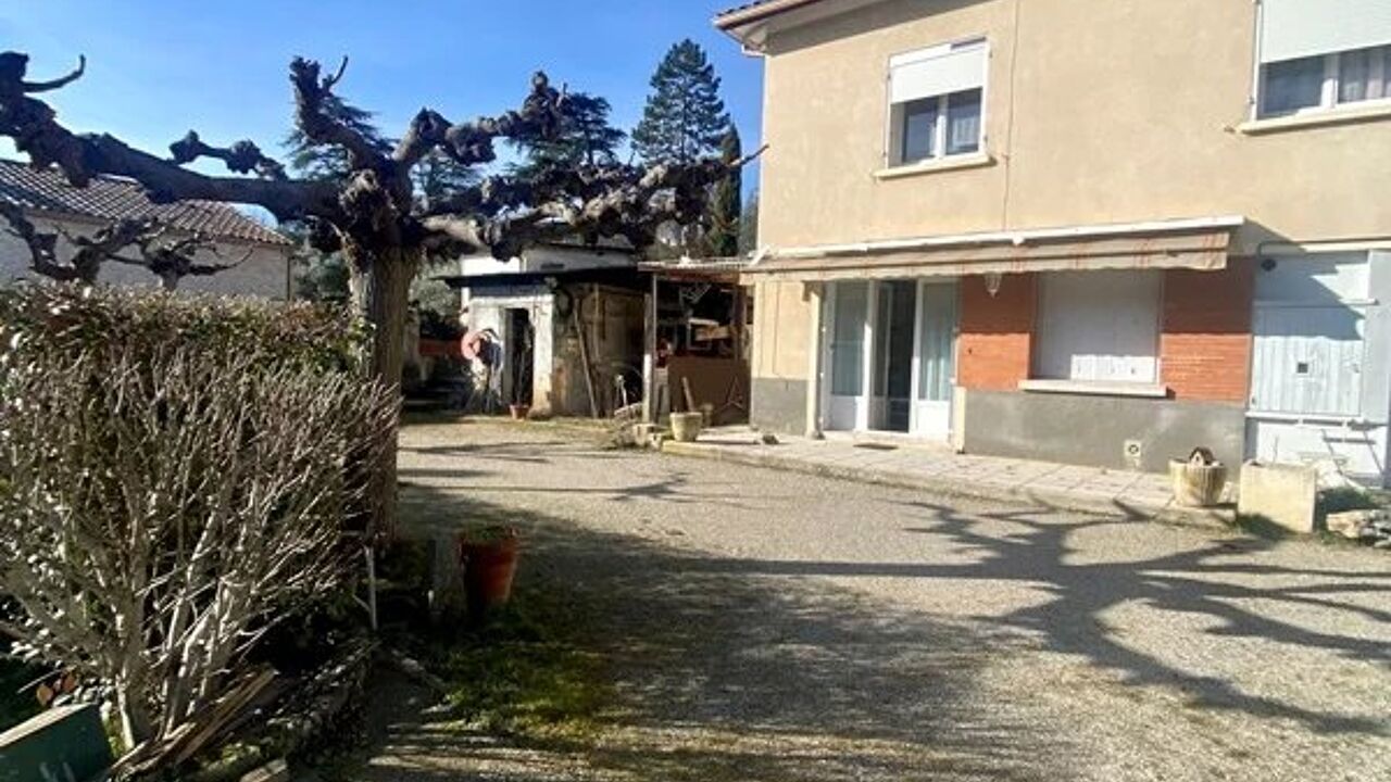 appartement 1 pièces 28 m2 à Gréoux-les-Bains (04800)