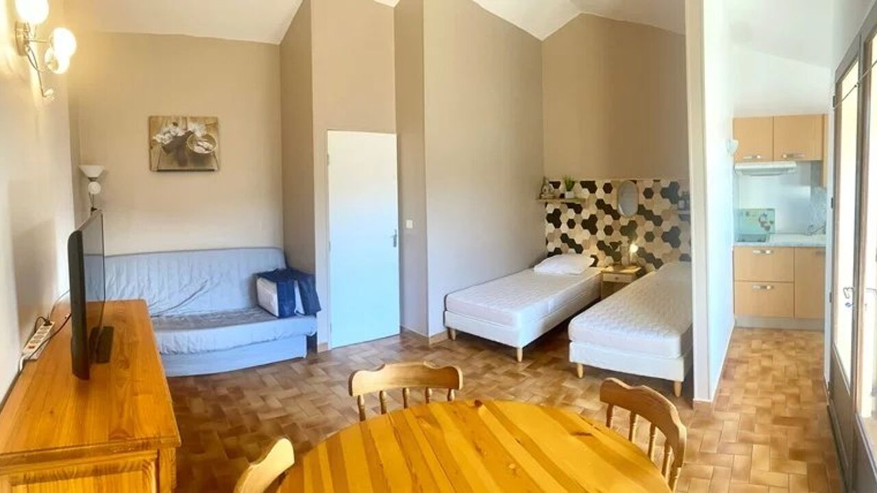 appartement 1 pièces 28 m2 à Gréoux-les-Bains (04800)