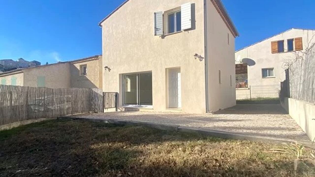 maison 4 pièces 90 m2 à louer à Gréoux-les-Bains (04800)