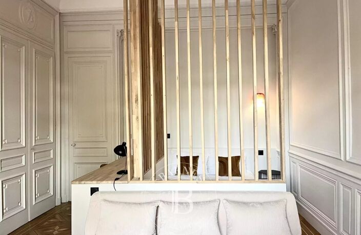 Lyon 6 - Foch - Studio d'exception meublé de 29,71 m² — photo 2