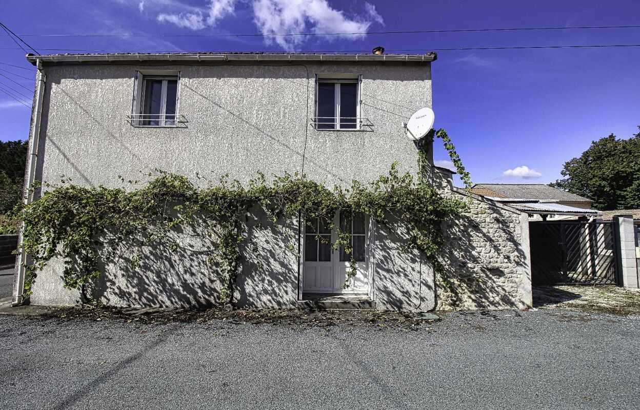 maison 4 pièces 115 m2 à vendre à Nachamps (17380)