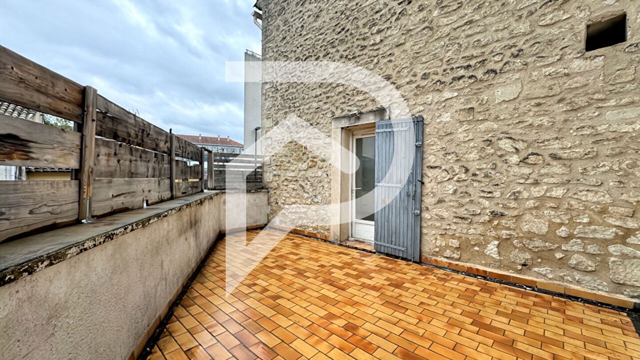 immeuble  pièces 120 m2 à vendre à Avignon (84000)