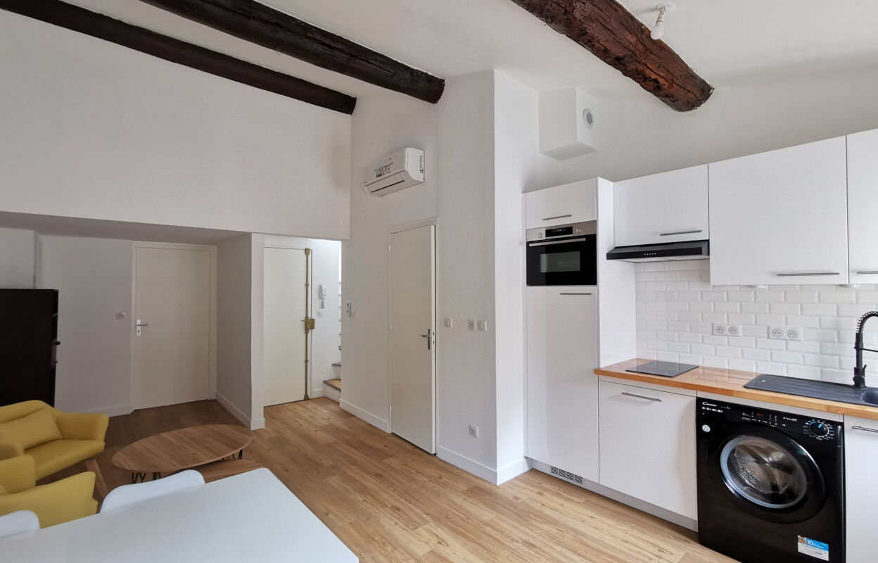 appartement 3 pièces 43 m2 à louer à Marseille 2 (13002)