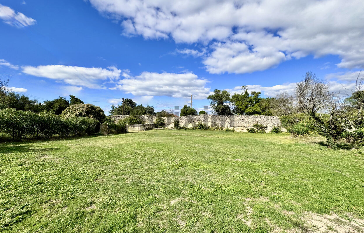 terrain  pièces 1400 m2 à vendre à Uzès (30700)