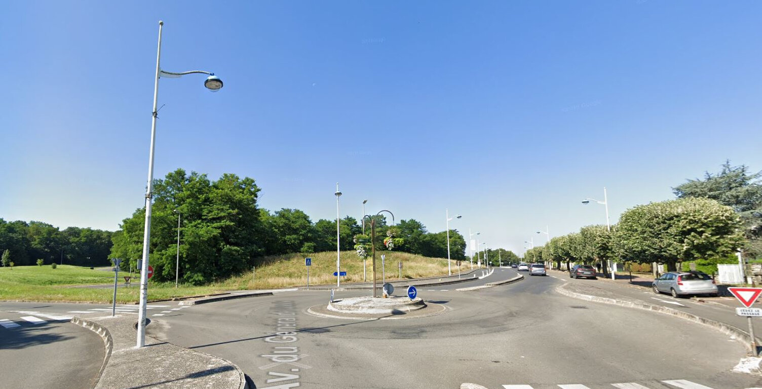 Lot de 2 parkings sous-sol à Champs-sur-Marne — photo 1