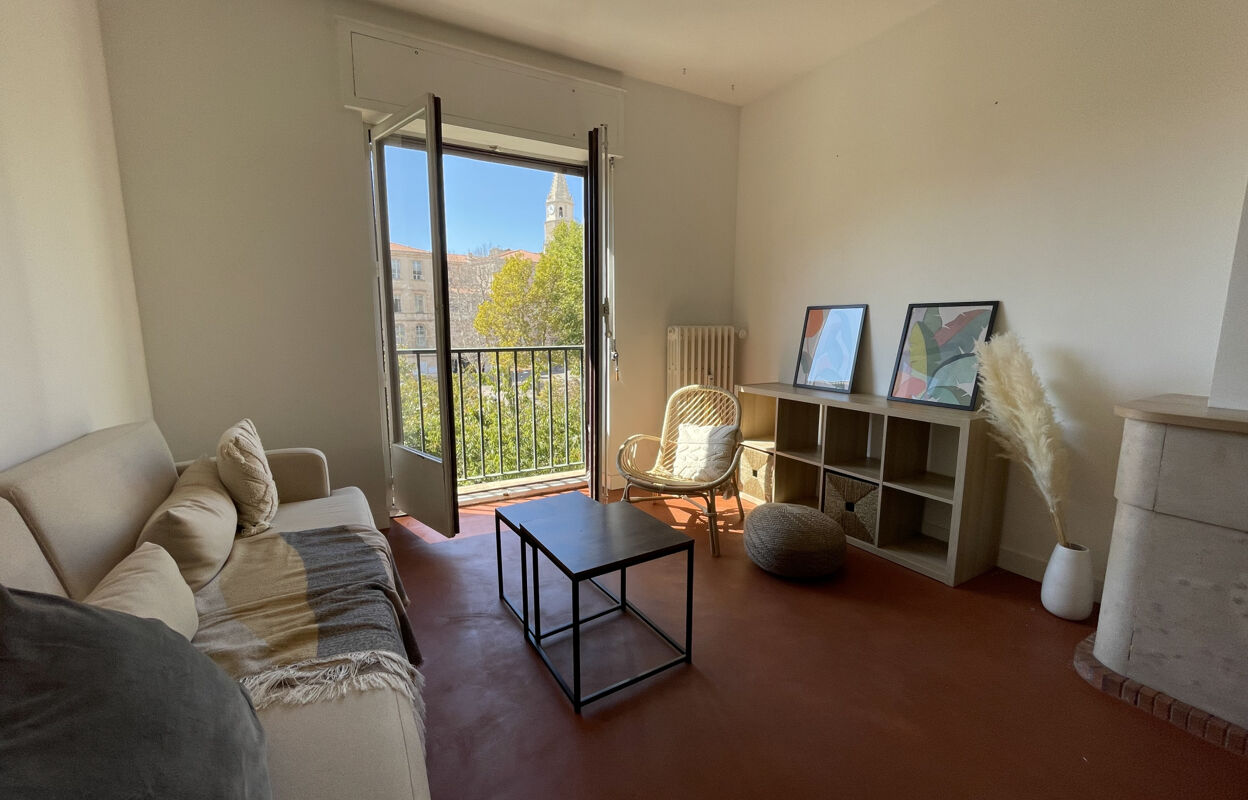 appartement 3 pièces 62 m2 à louer à Marseille 2 (13002)