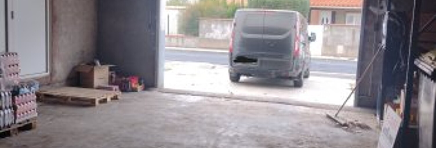 Commerce  120 m² à louer à Rivesaltes (66600)