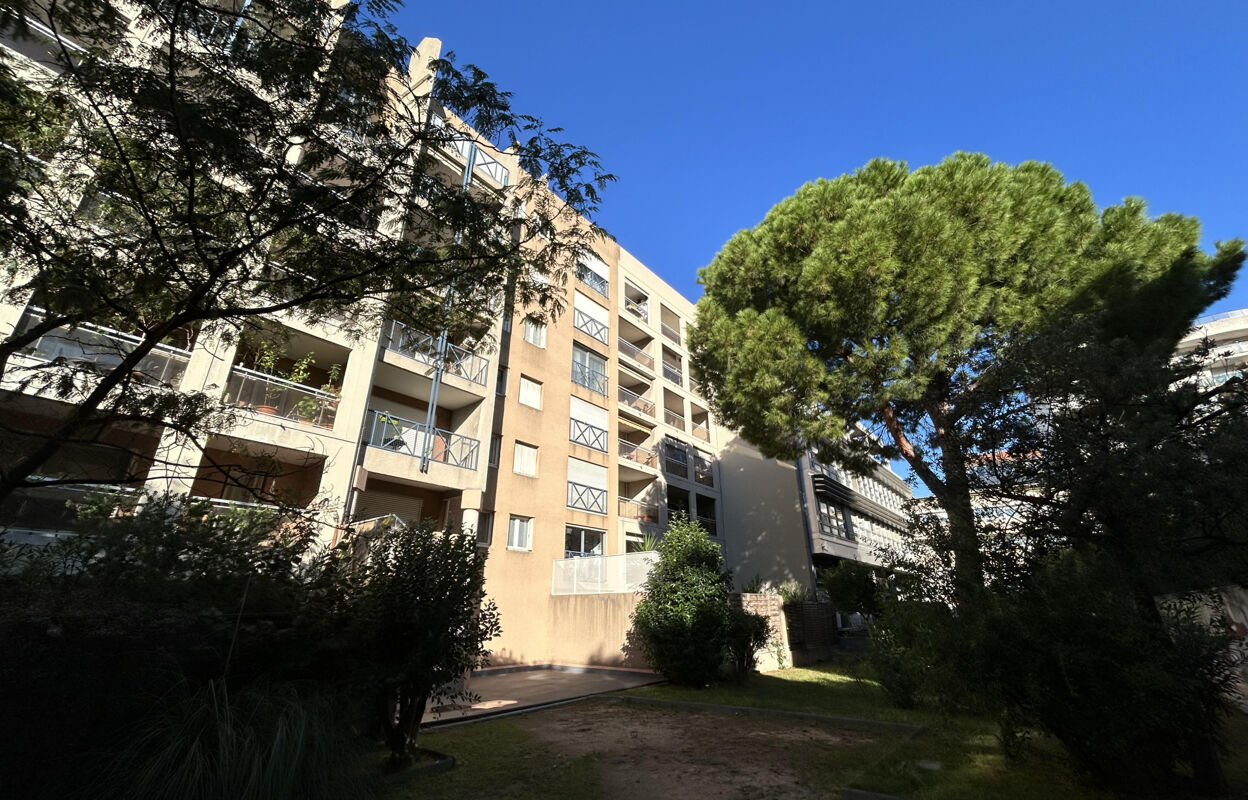 appartement 3 pièces 68 m2 à vendre à Marseille 8 (13008)