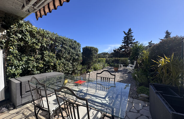 EXCLUSIVITE - 3 PIECES REZ-DE-JARDIN   BOULOURIS — photo 4