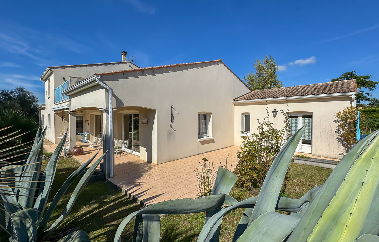 maison 6 pièces 210 m2 à vendre à Saint-Palais-sur-Mer (17420)