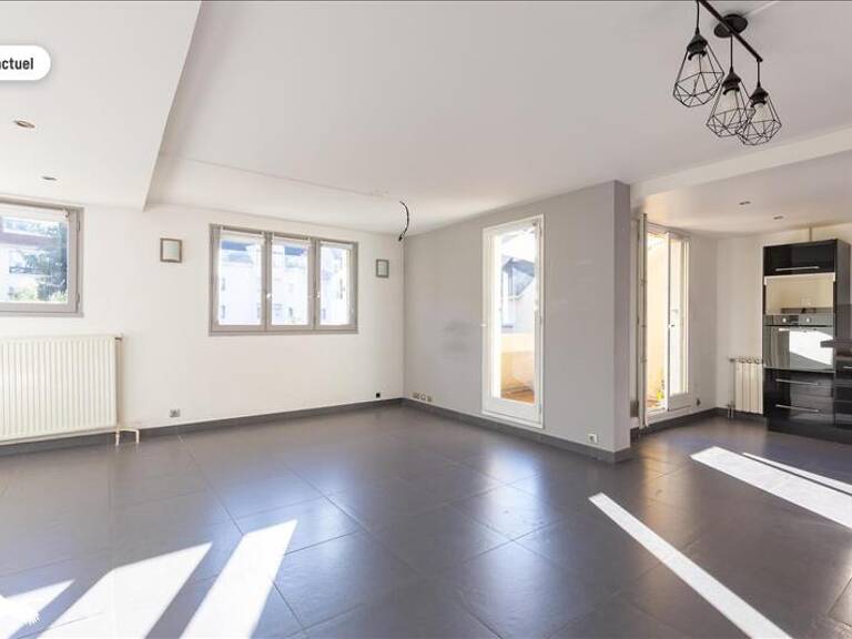 Duplex de 6 pièces principales — photo 1