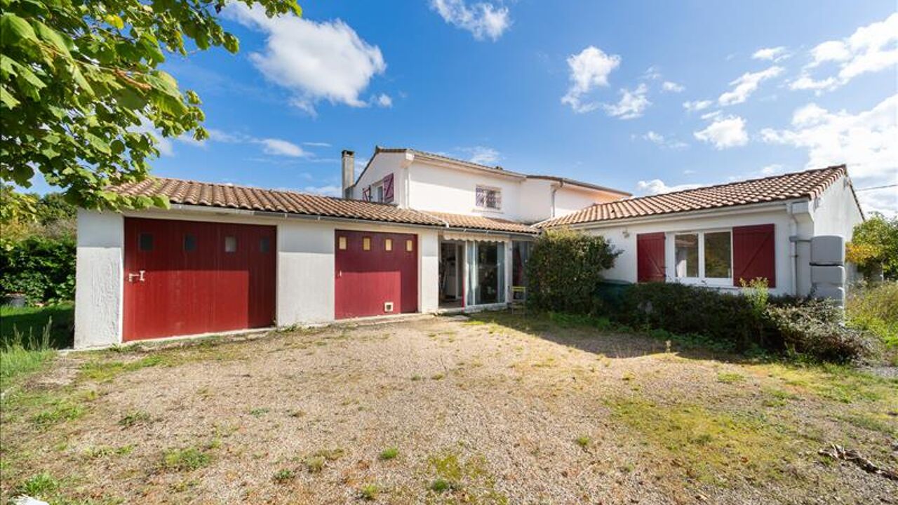 maison 6 pièces 158 m2 à vendre à Cézac (33620)