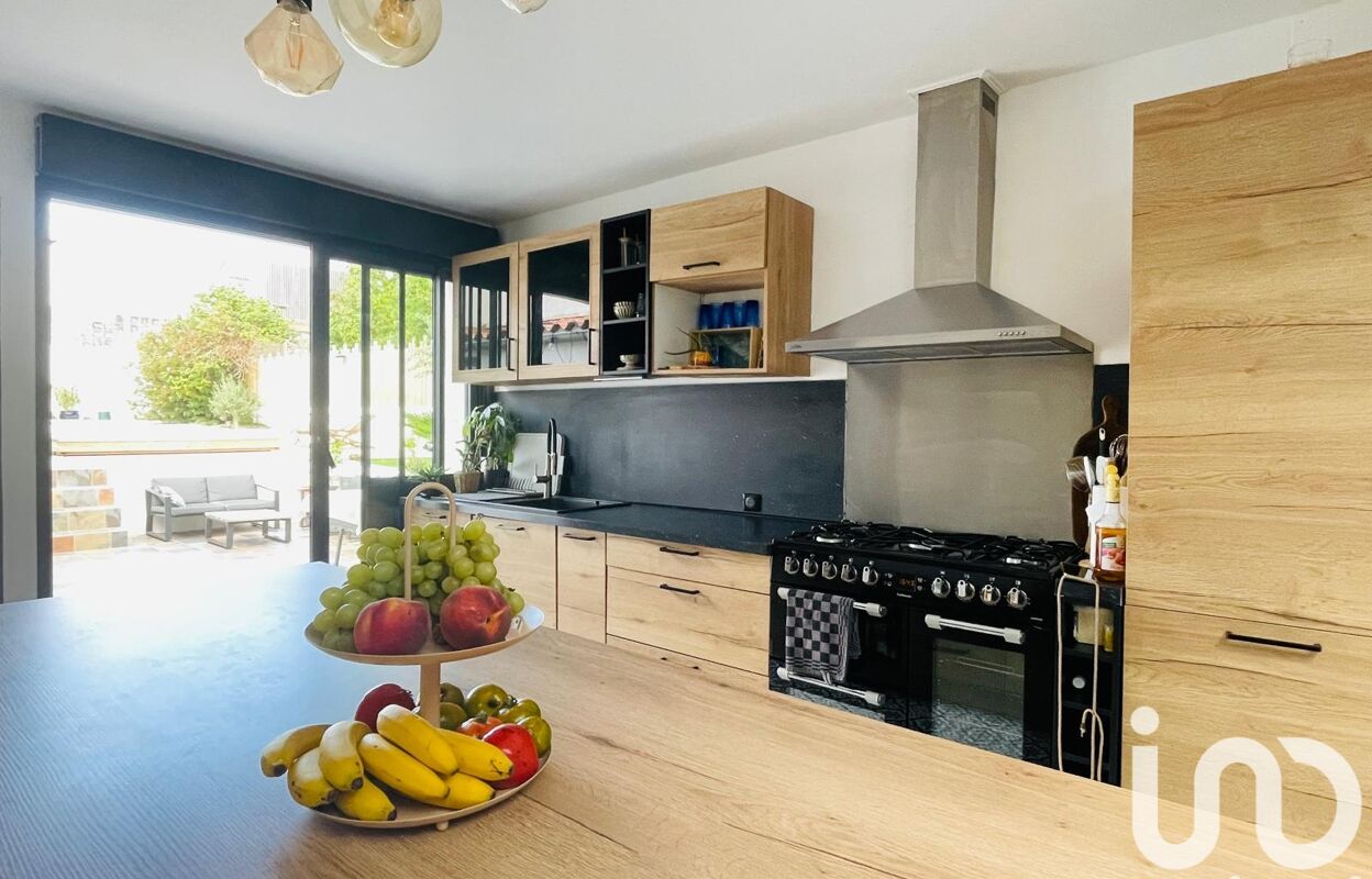 immeuble  pièces 278 m2 à vendre à La Rochelle (17000)