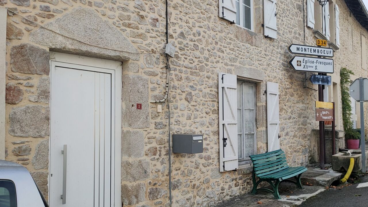 immeuble  pièces 430 m2 à vendre à Les Salles-Lavauguyon (87440)