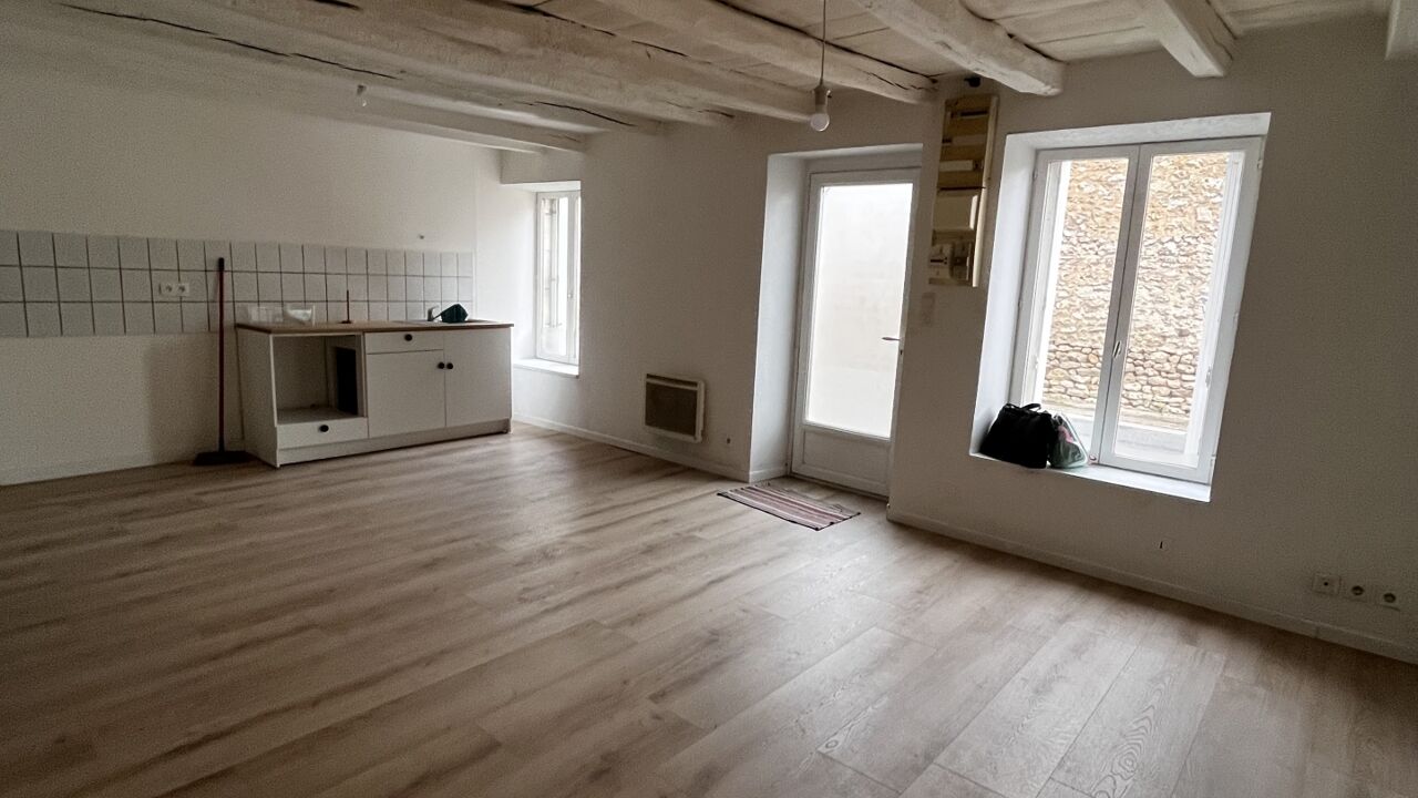 maison 3 pièces 63 m2 à vendre à Civaux (86320)