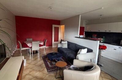 location appartement 1 500 € CC /mois à proximité de Divonne-les-Bains (01220)