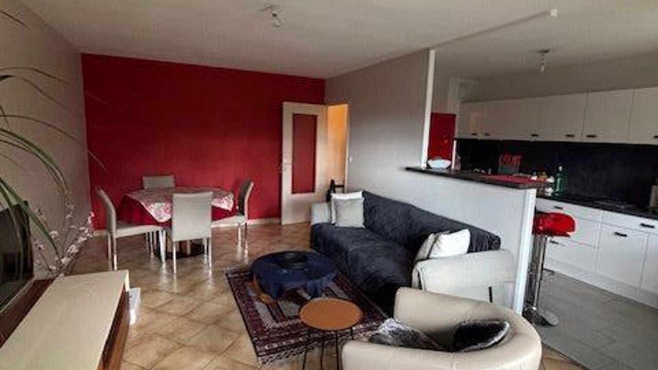 appartement 3 pièces 75 m2 à louer à Gex (01170)