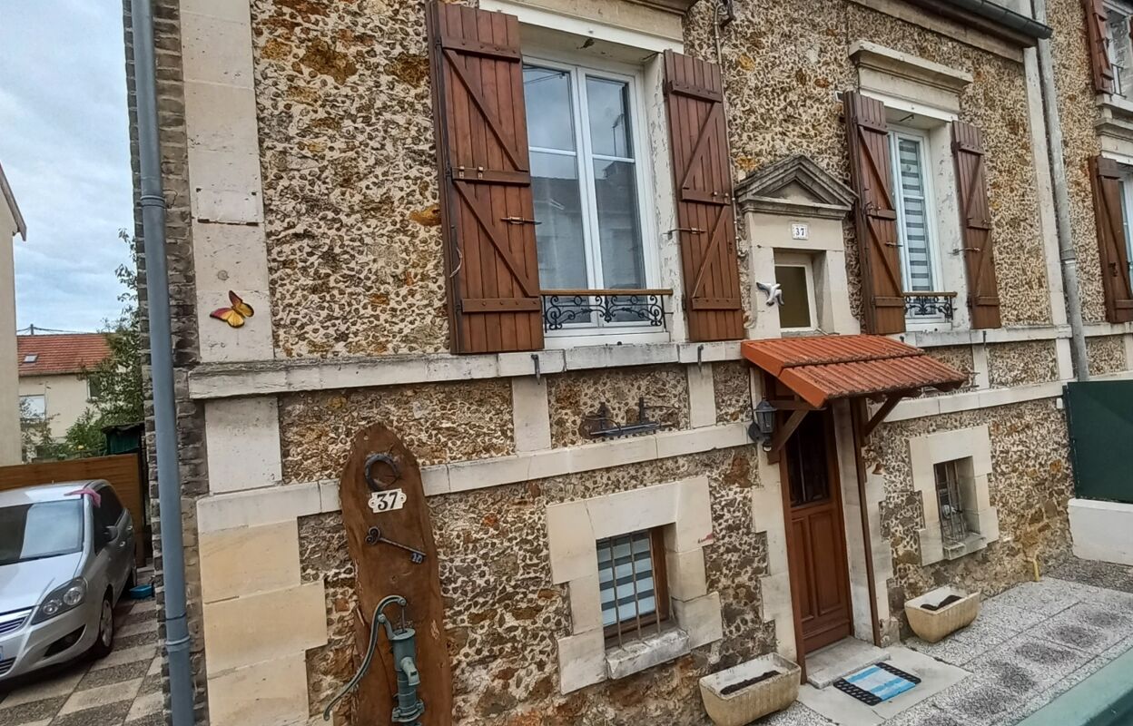 maison 5 pièces 85 m2 à vendre à Châlons-en-Champagne (51000)