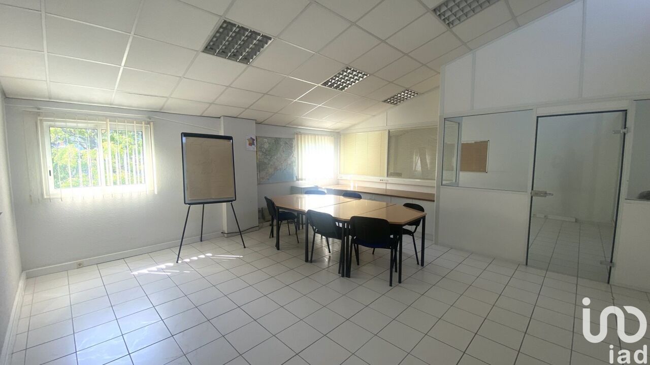 bureau  pièces 57 m2 à louer à Nîmes (30900)