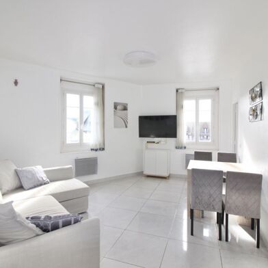 Appartement 3 pièces 427888 €