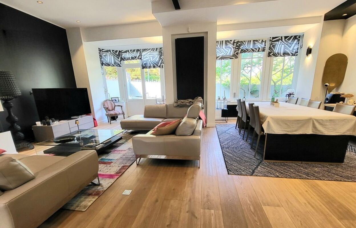 maison 10 pièces 254 m2 à vendre à Dinard (35800)