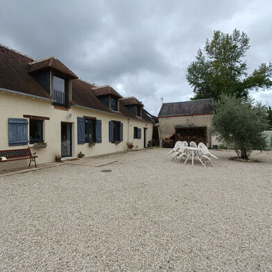 Maison 5 pièces 140 m²