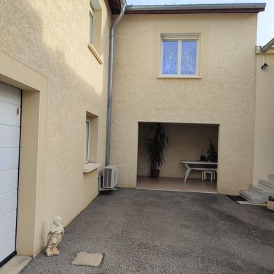 Maison 6 pièces 185 m²