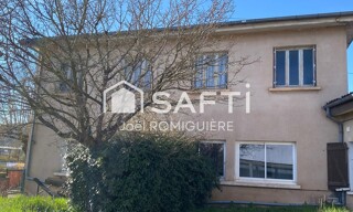 Immeuble  204 m² à vendre à Saint-Christophe-Vallon (12330)