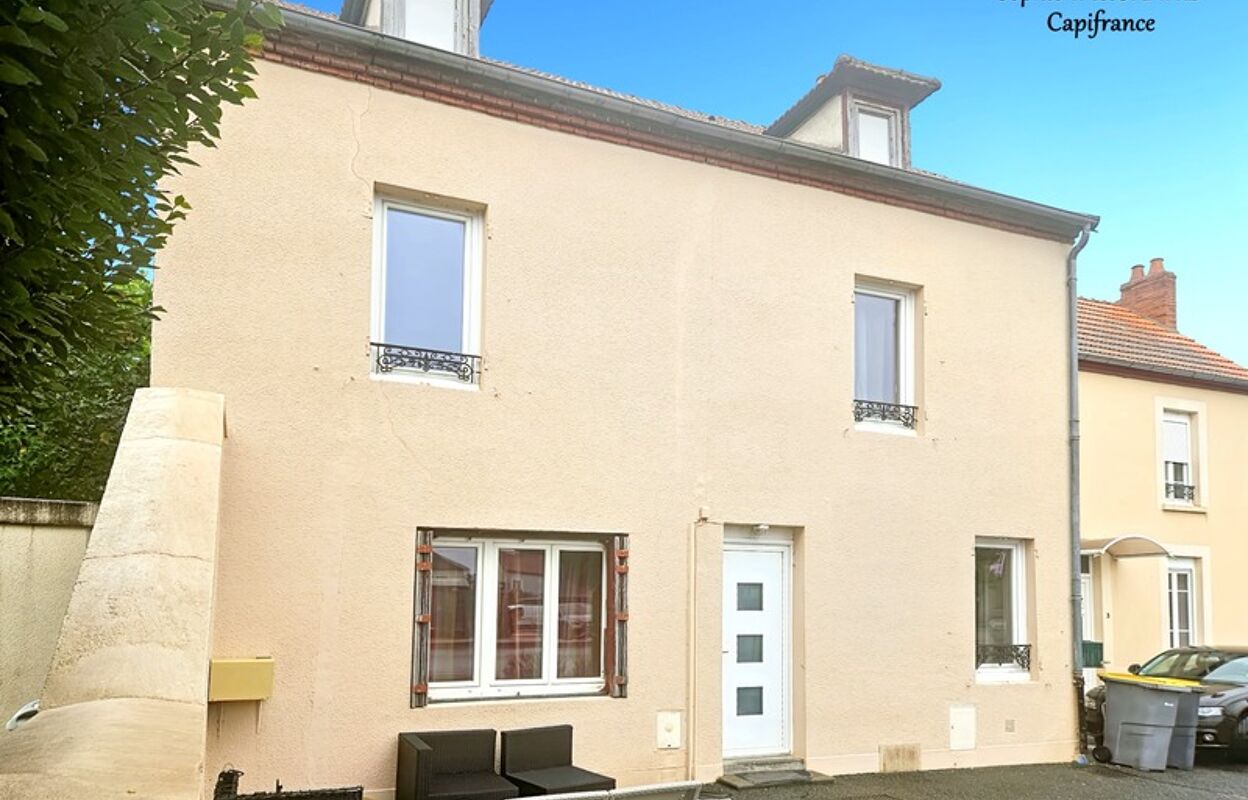 maison 6 pièces 131 m2 à vendre à Saint-Germain-des-Fossés (03260)