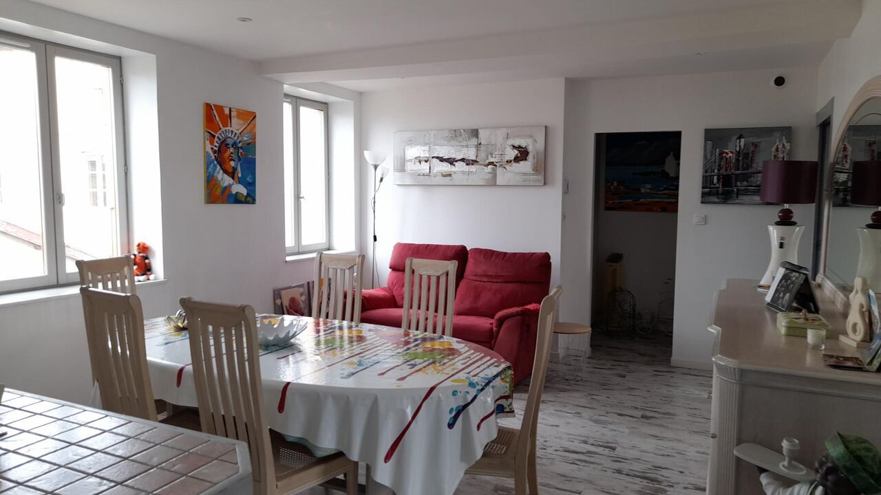 appartement 3 pièces 51 m2 à vendre à Charlieu (42190)