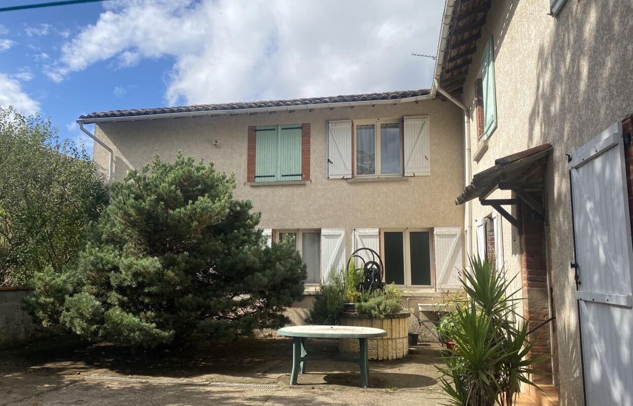 maison 9 pièces 270 m2 à vendre à Cambon (81990)