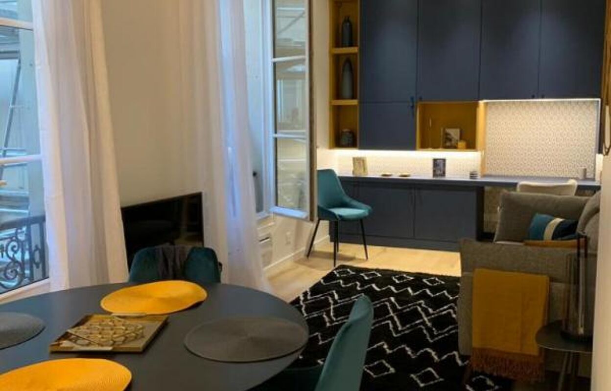 appartement 2 pièces 45 m2 à louer à Paris 1 (75001)