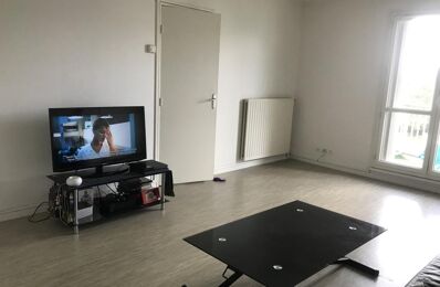 location appartement 810 € CC /mois à proximité de Saint-Aubin-de-Médoc (33160)