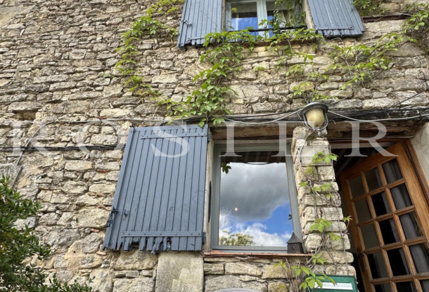 Maison de village avec terrasse et vue — photo 1