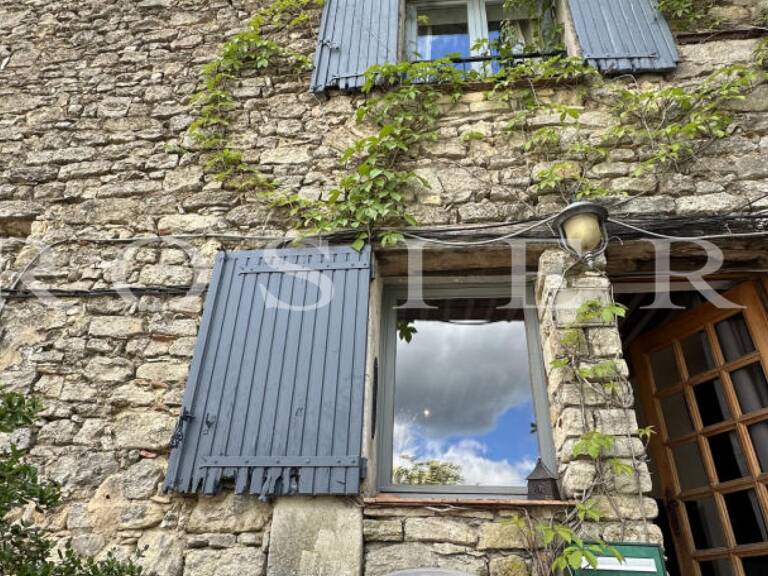 Maison de village avec terrasse et vue — photo 1